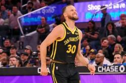 开云体育-勇士主场惨败马刺，遭遇连败