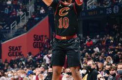 开云体育中国-篮网战胜热火，杜兰特27分创佳绩