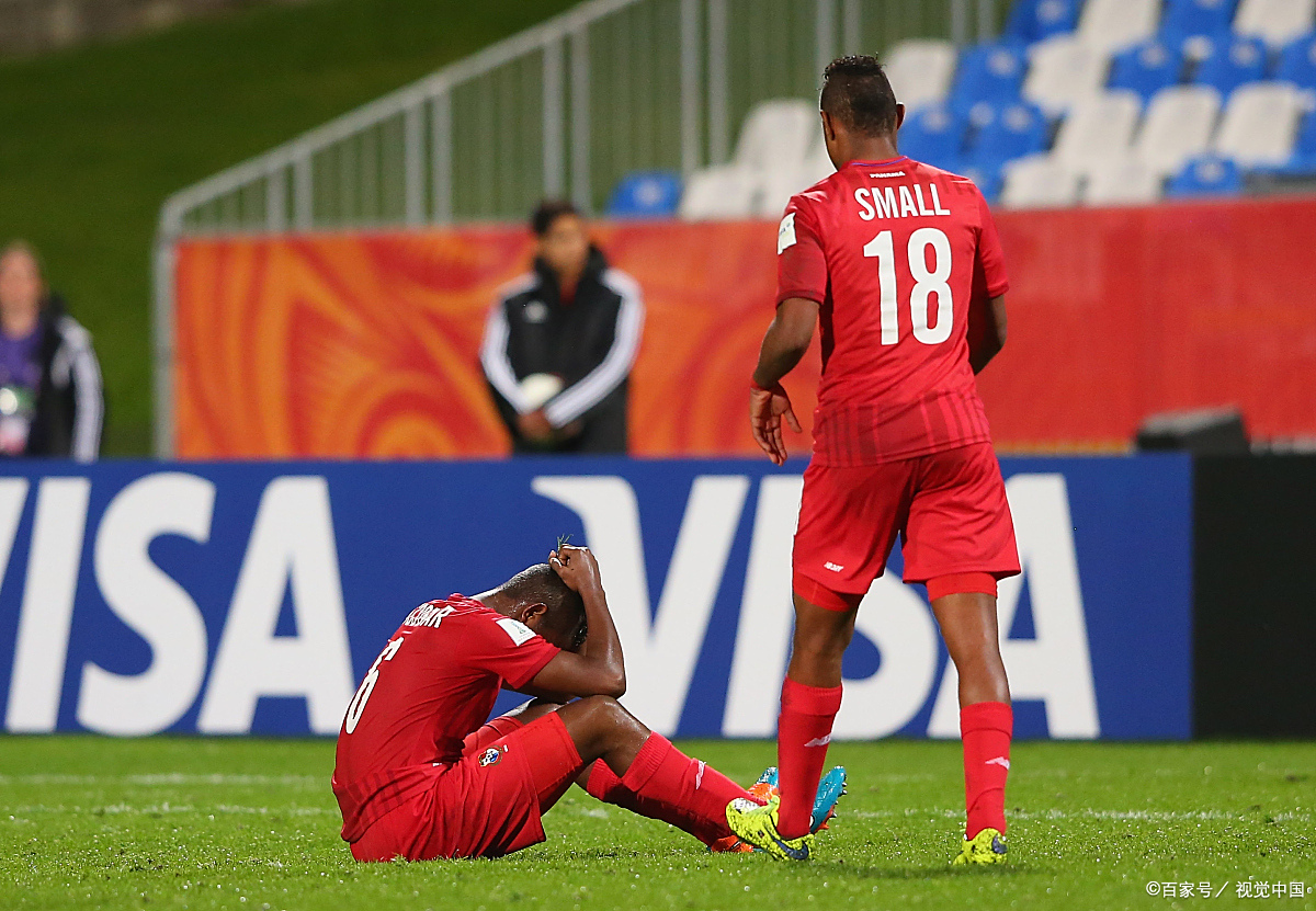 法兰克福阵中新星崭露头角，获得拼抢胜利