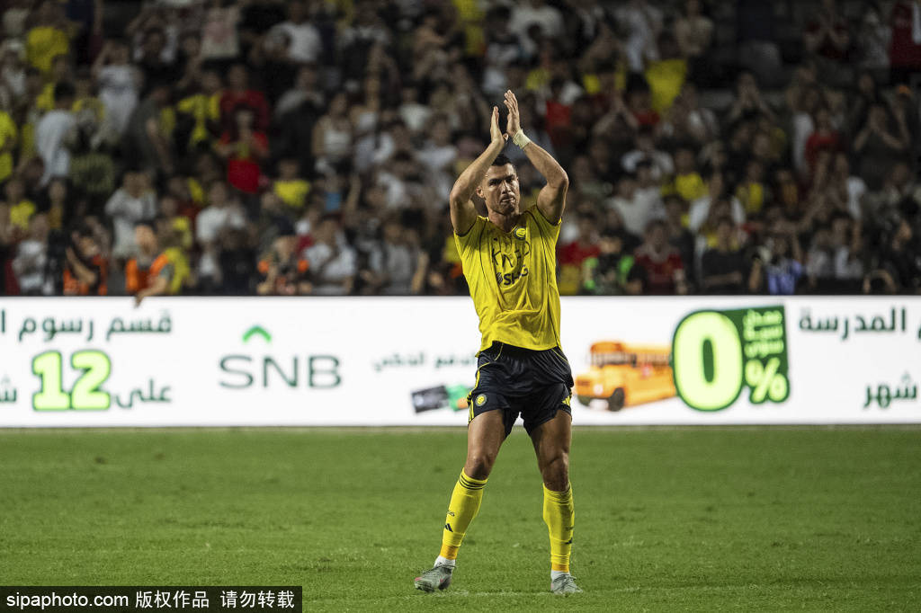 美国球队主帅喜获胜利，率队晋级