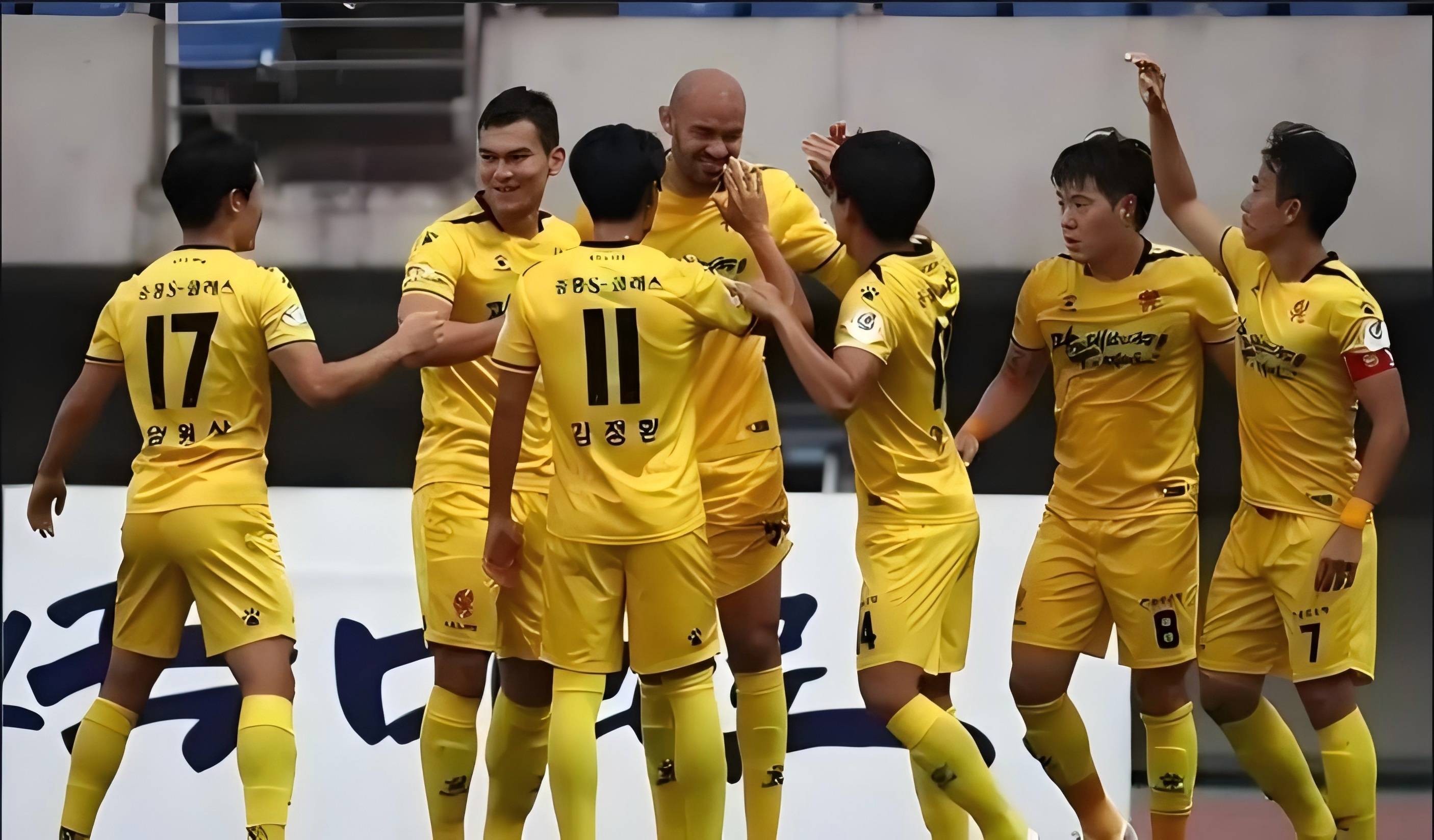 富力继续连胜,冲击争夺亚冠资格赛的简单介绍 富力继续连胜,冲击争夺亚冠资格赛的简单介绍