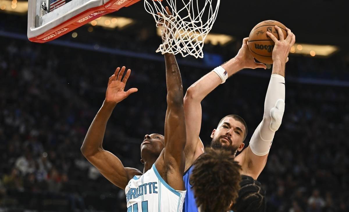 快船不敌黄蜂,哈雷尔全场分难救主 快船不敌黄蜂,哈雷尔全场分难救主