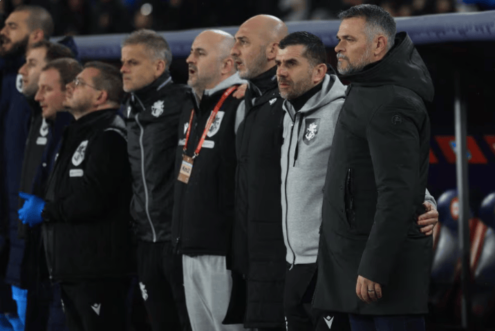 关于黑马乌克兰队在欧预赛中复仇丹麦，闯入半决赛的信息