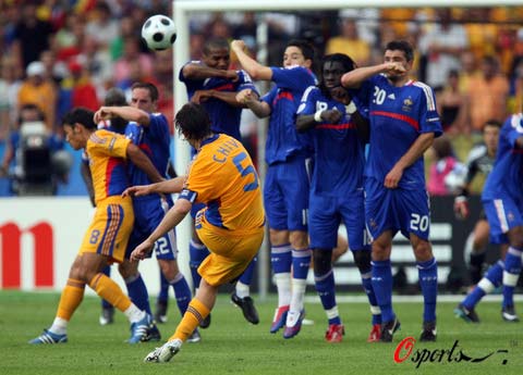 包含阿雅克肖队员取得关键胜利,法国足坛掀起风暴的词条 包含阿雅克肖队员取得关键胜利,法国足坛掀起风暴的词条