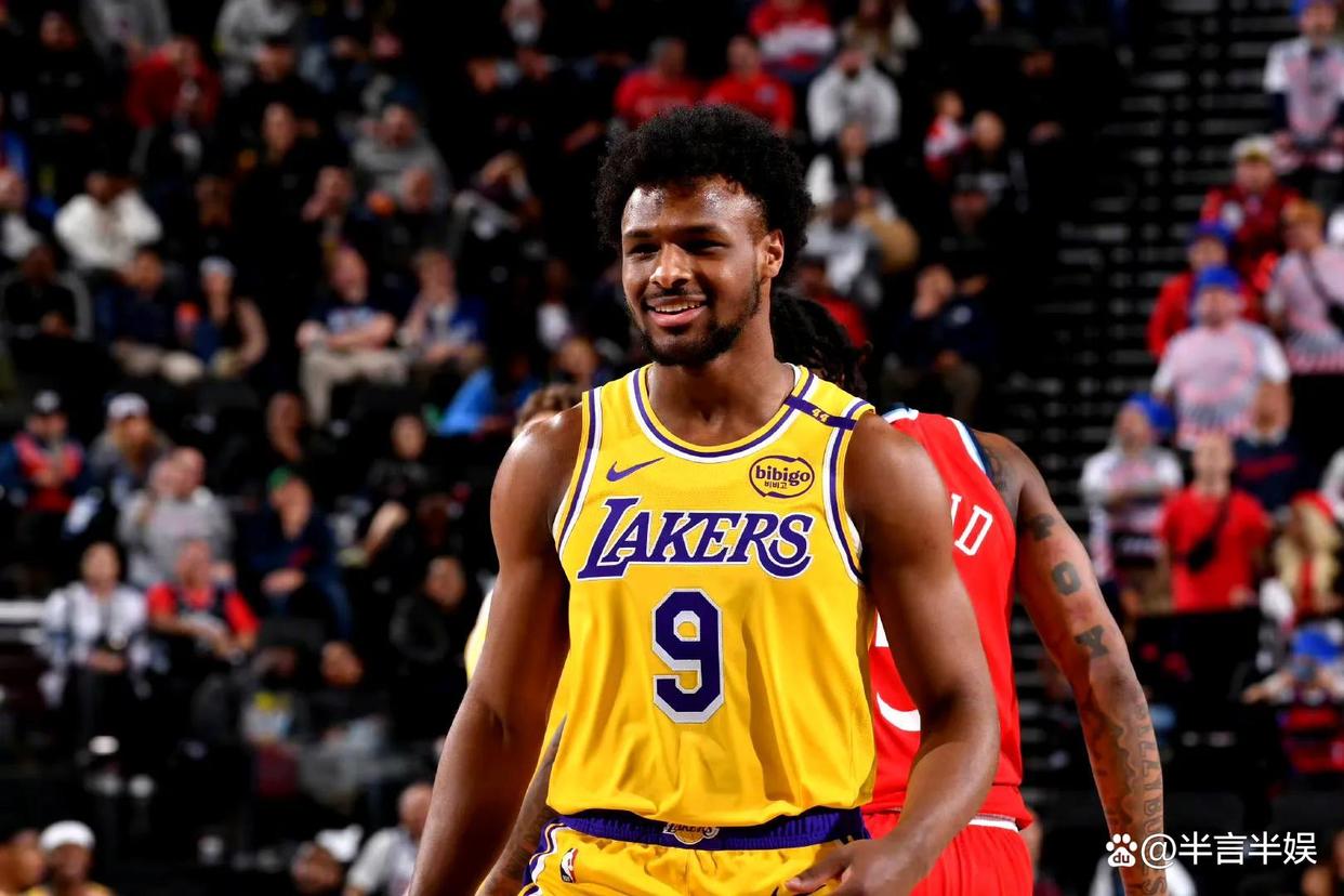 包含篮网主场惜败76人遭遇三连败的词条