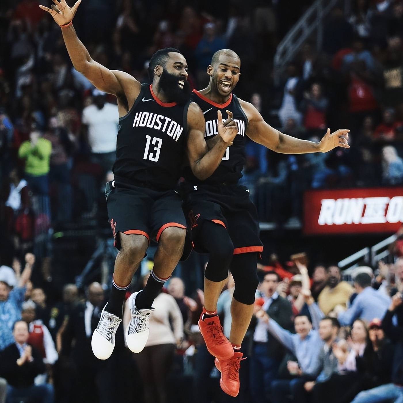 火箭客场击败老鹰，哈登砍下39分